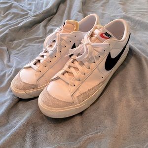 Nike Blazer Low - M’s 12